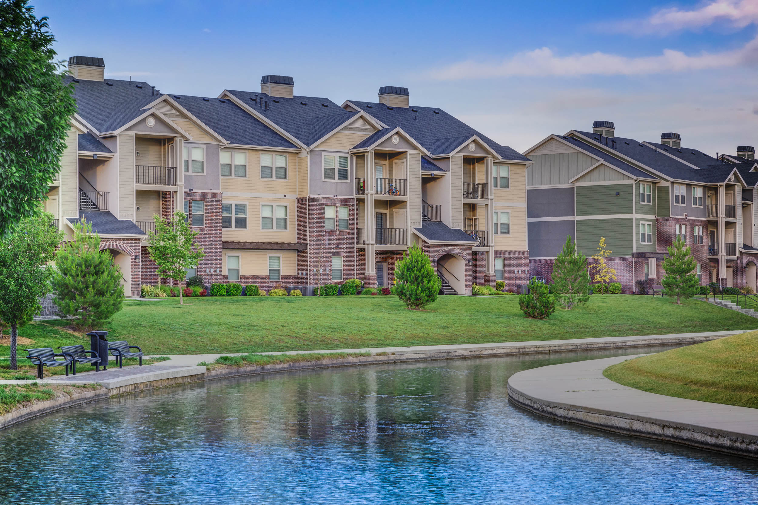 Pinnacle Highbury Apartments in West Valley City, UT